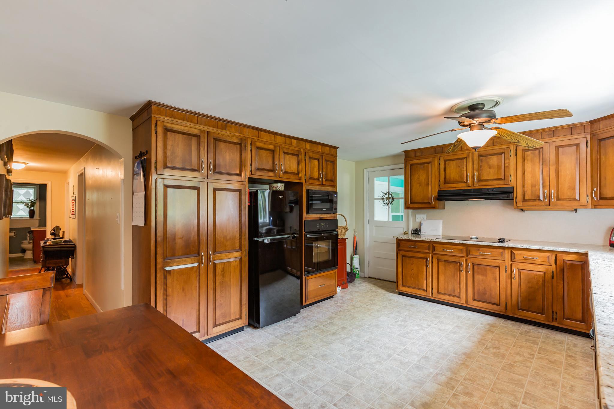 87 Hill Church Road Spring City, PA 19475 - Photo 6 of 29