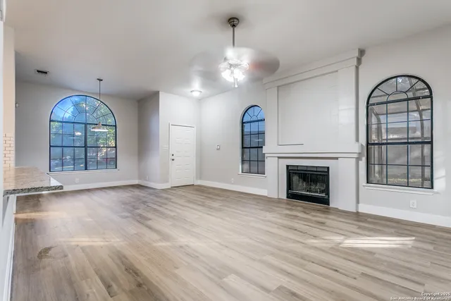 $2,000 | 13002 Cavern Park Drive, San Antonio, TX 78249