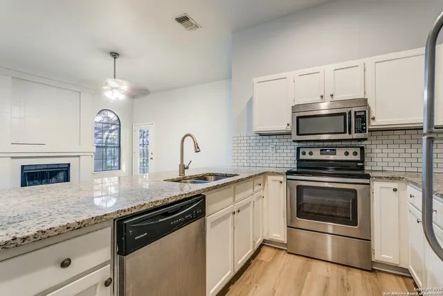 $2,000 | 13002 Cavern Park Drive, San Antonio, TX 78249