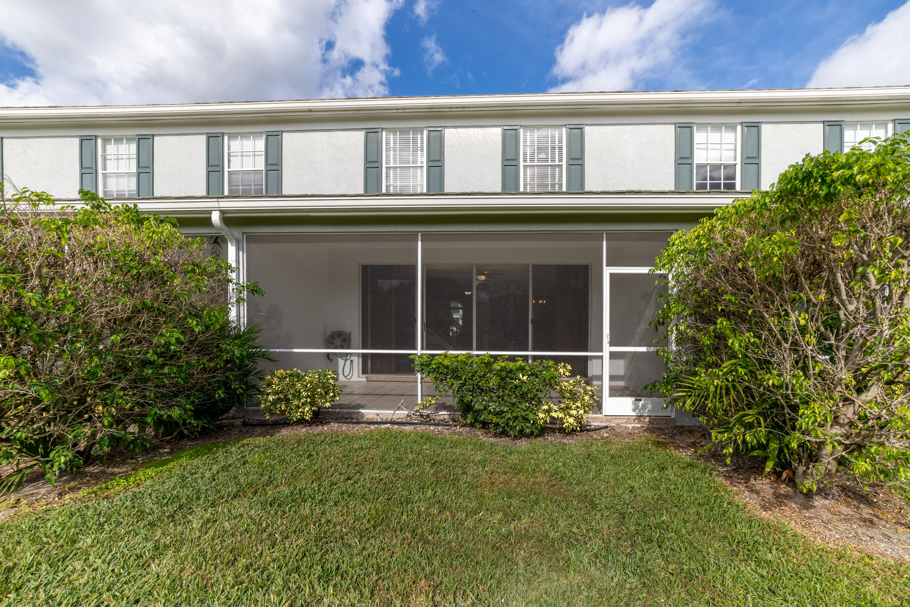 21486 St Andrews Grand Circle, Unit 16 Boca Raton, FL 33486 - Photo 3 of 34 Back Home