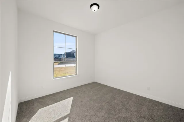 $587,484 | 205 Hollingsworth Lane, Glenn Heights, TX 75154