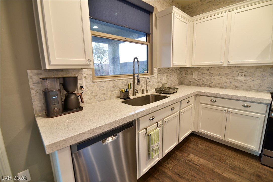 1120 Strada Cristallo Henderson, NV 89011 - Photo 23 of 52