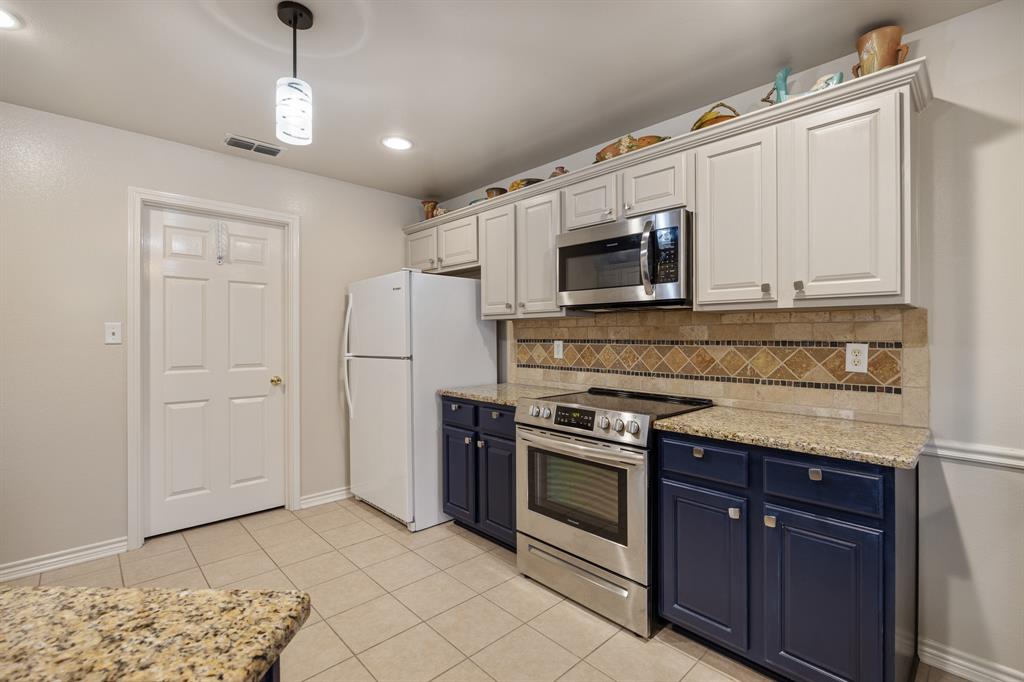 1521 Rice Road, Unit L104 Tyler, TX 75703 - Photo 12 of 29