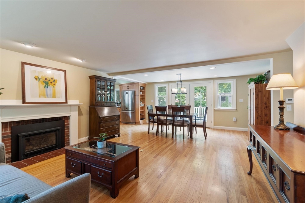 2 Doris Road Bedford, MA 01730 - Photo 6 of 33