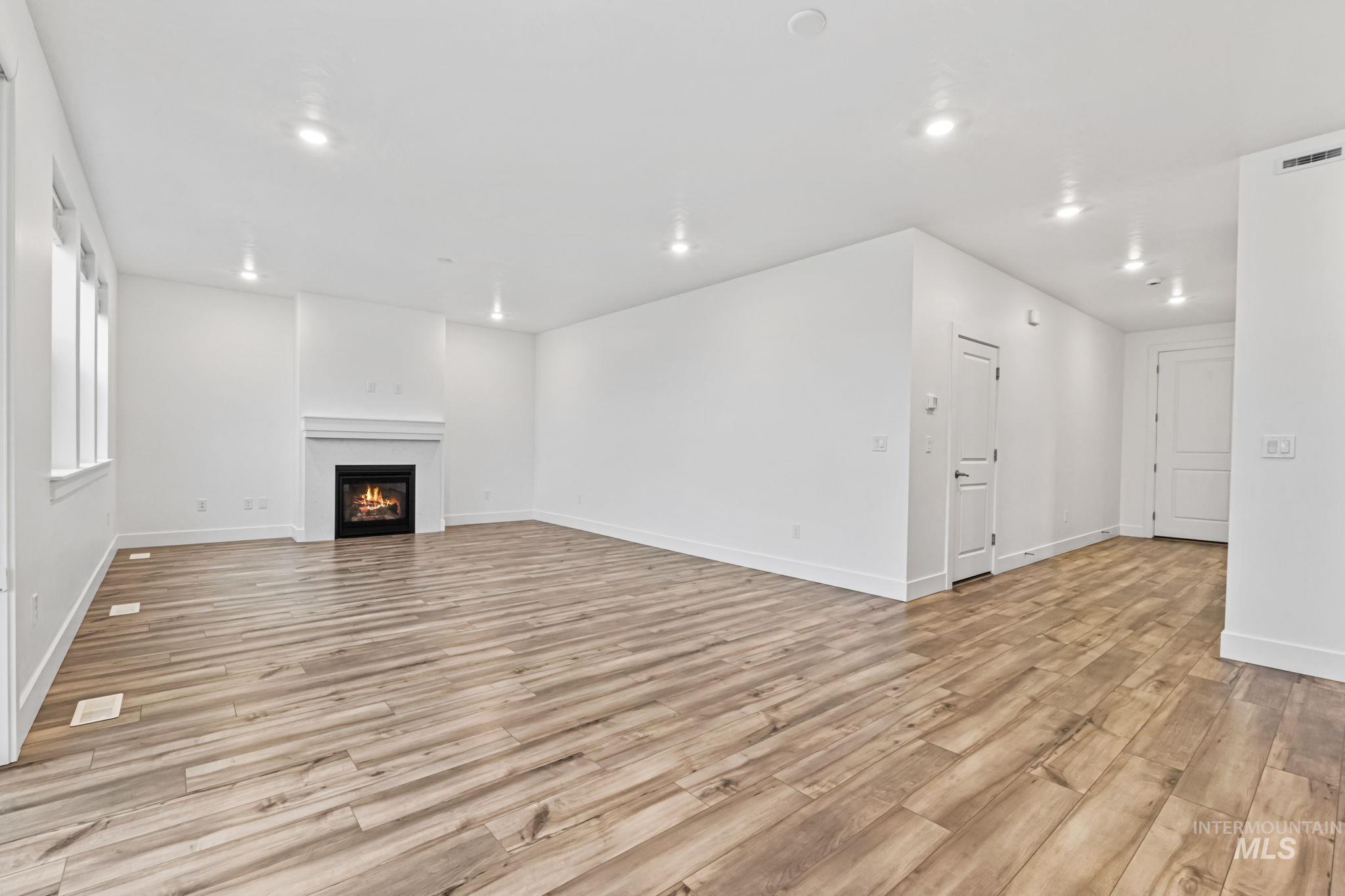 14370 Fractus Drive Caldwell, ID 83607 - Photo 3 of 42