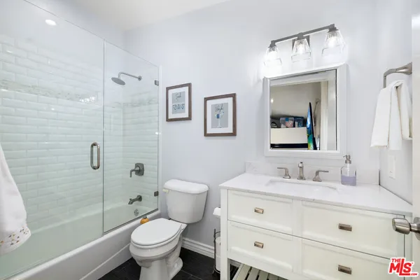 $565,000 | 11377 Osborne Place, Unit 6, Sylmar, CA 91342