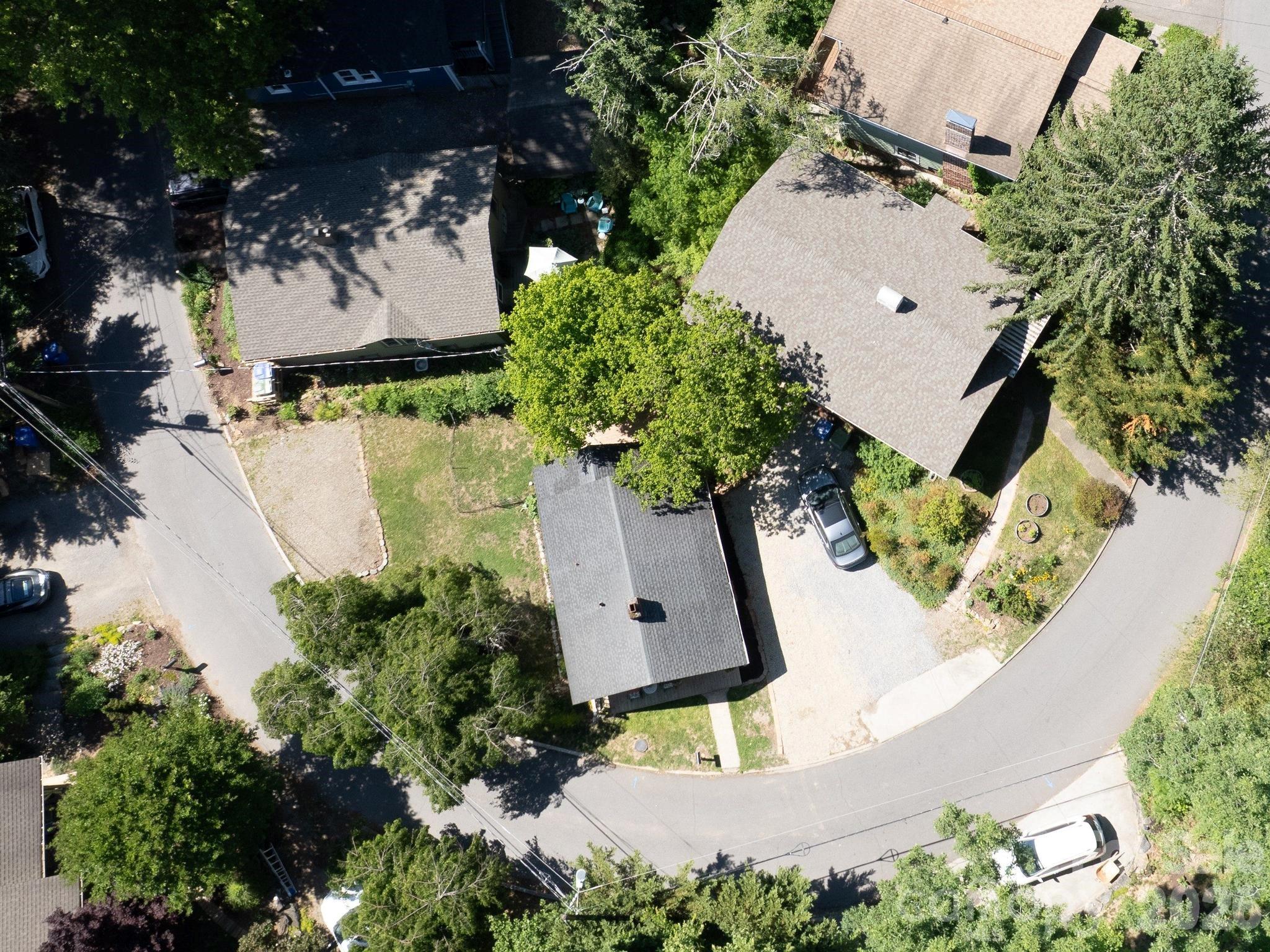 24 Chatham Road Asheville, NC 28804 - Photo 29 of 34