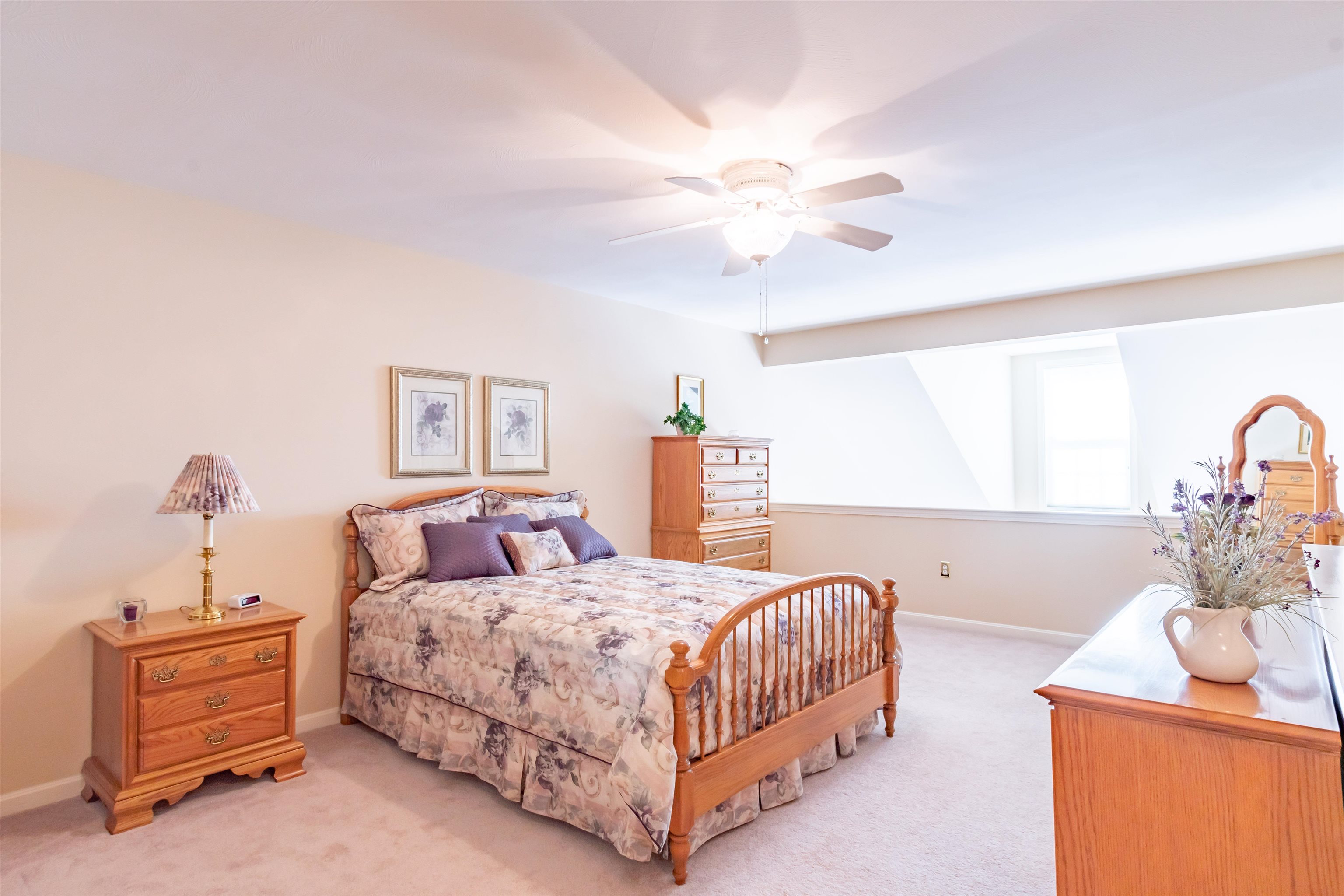 26 Pleasant Street Windham, NH 03087 - Photo 20 of 33