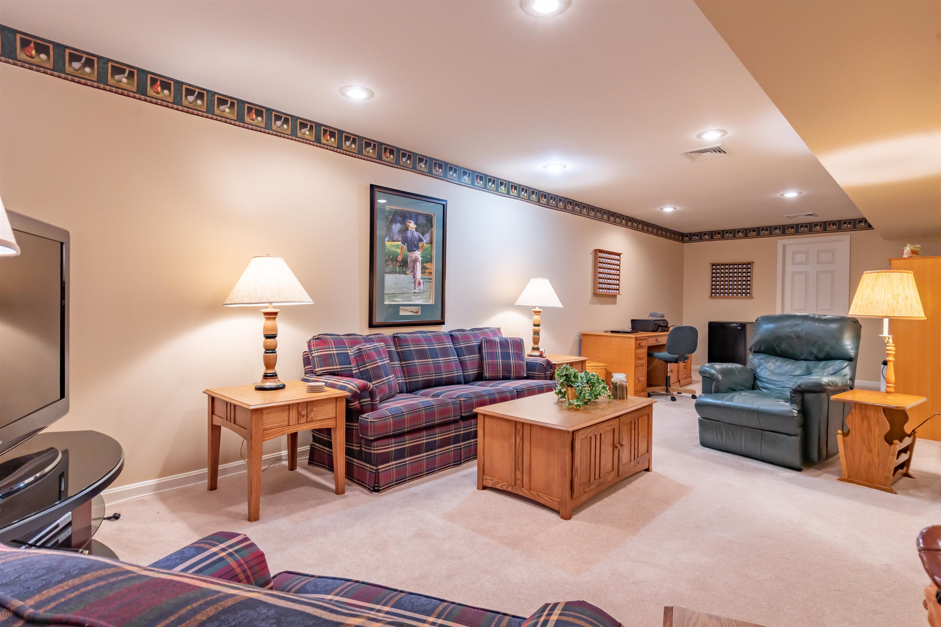 26 Pleasant Street Windham, NH 03087 - Photo 26 of 33