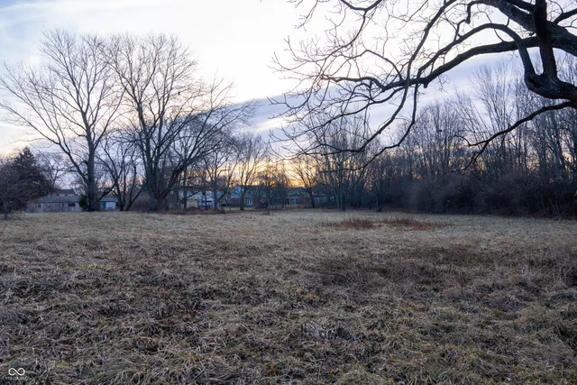 $1,200,000 | 8121 East Edgewood Avenue, Indianapolis, IN 46259