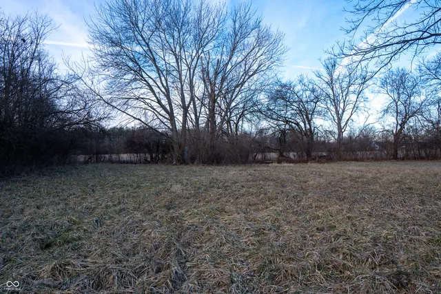 $1,200,000 | 8121 East Edgewood Avenue, Indianapolis, IN 46259