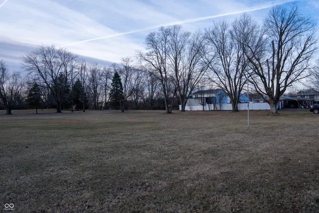 $1,200,000 | 8121 East Edgewood Avenue, Indianapolis, IN 46259