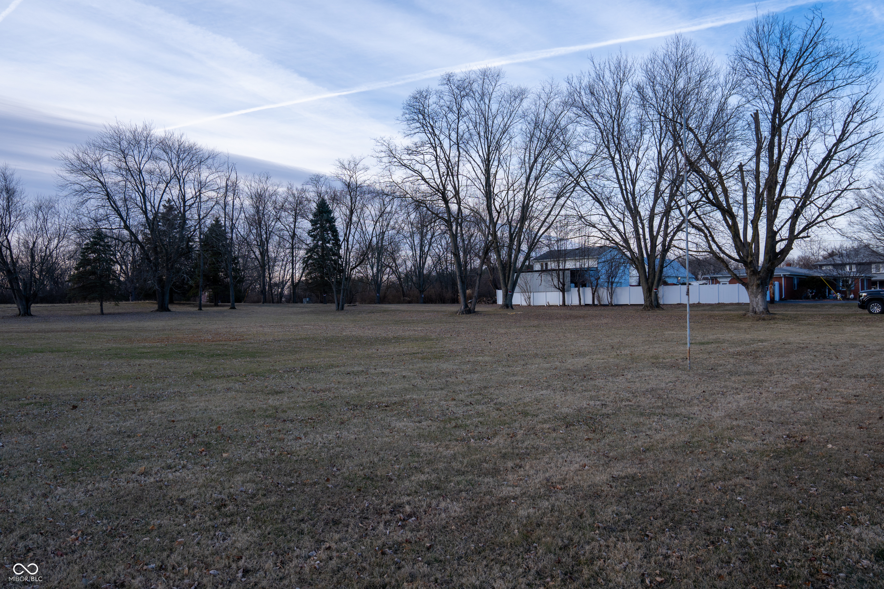 8121 East Edgewood Avenue Indianapolis, IN 46259 - Photo 9 of 11