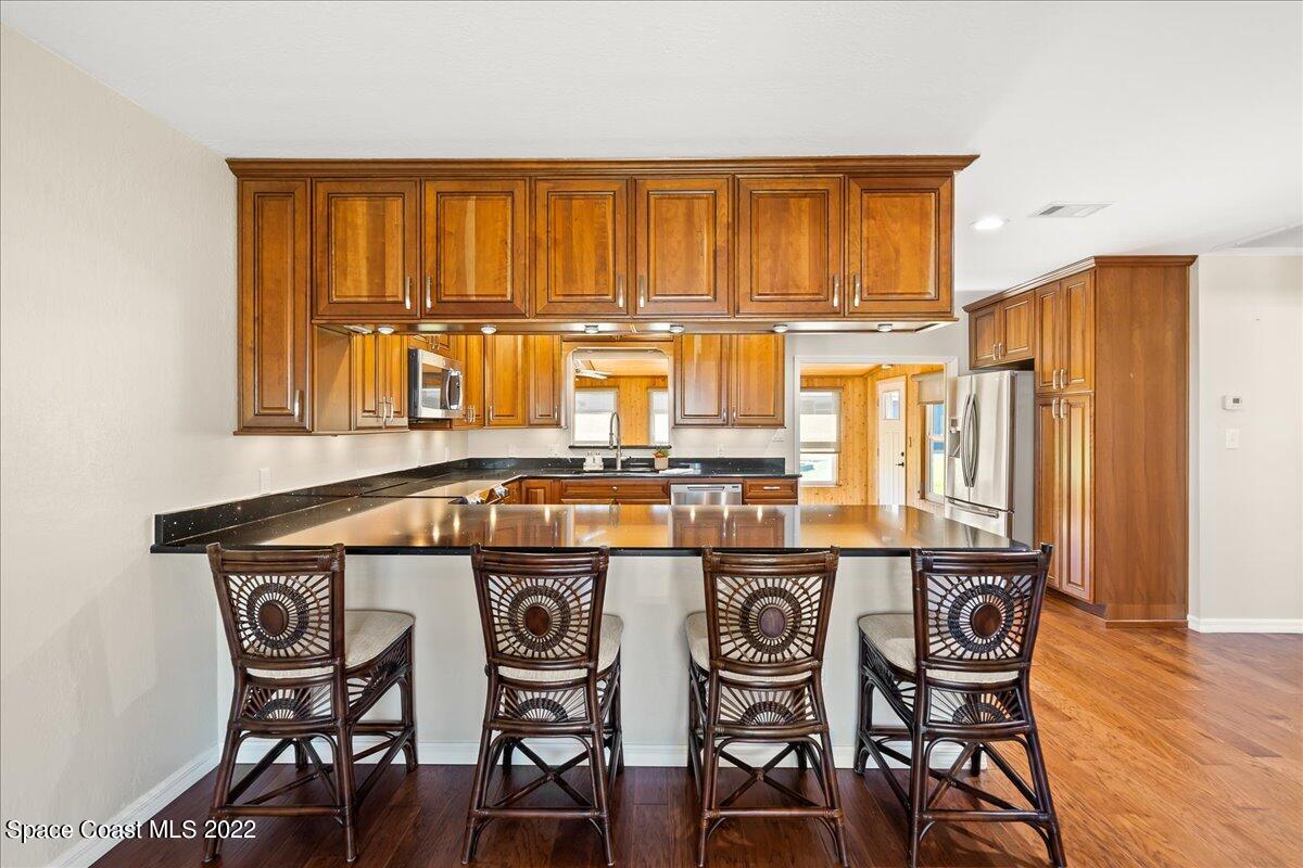 5173 Holden Road Cocoa, FL 32927 - Photo 6 of 35 Breakfast Bar