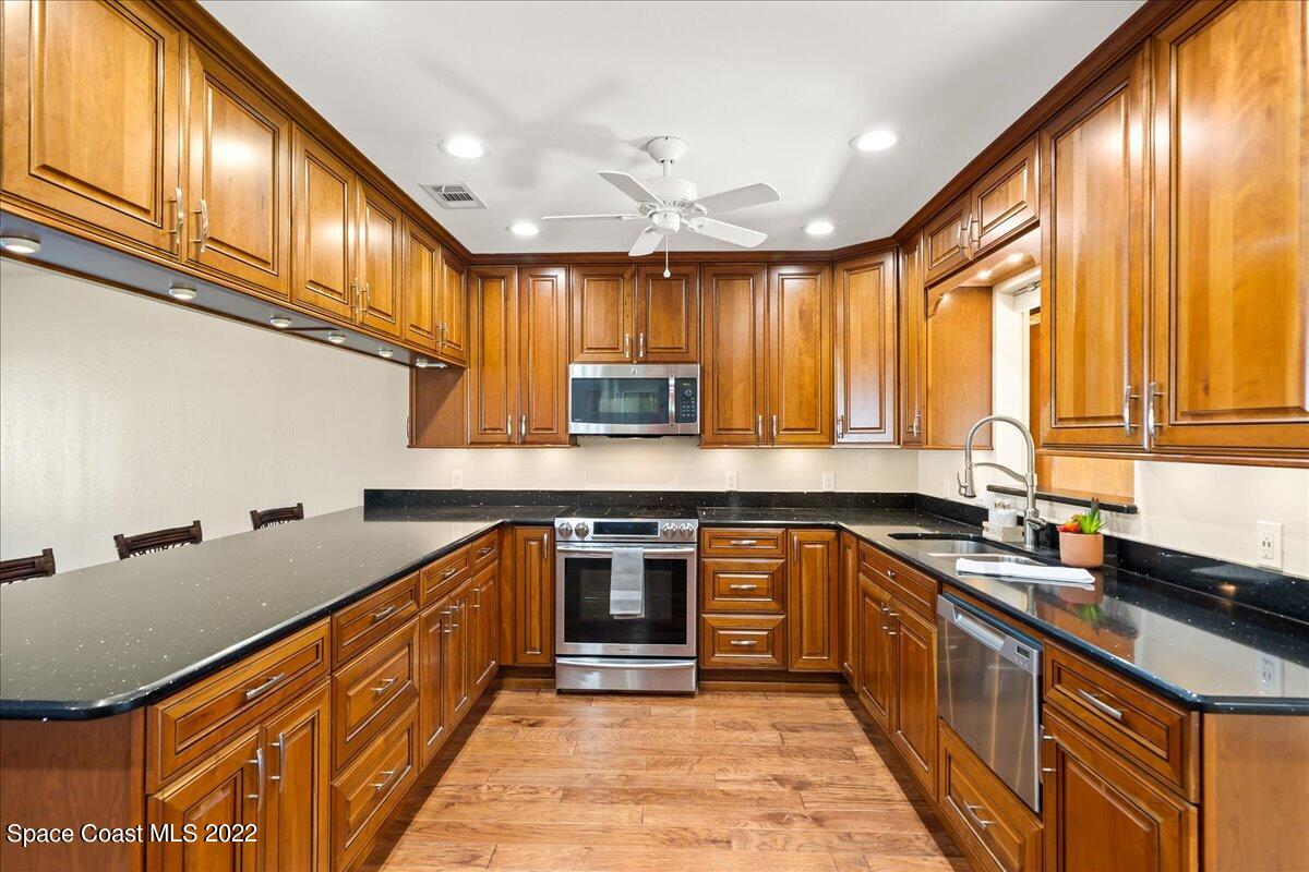 5173 Holden Road Cocoa, FL 32927 - Photo 8 of 35 Kitchen 2