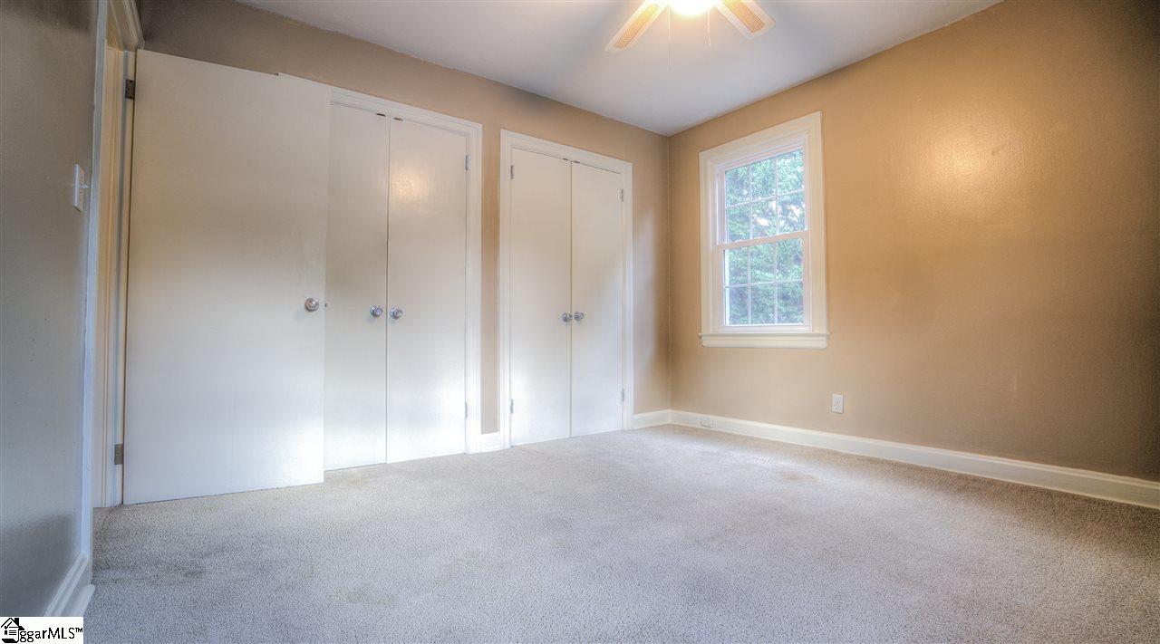 2305 East Lee Road Taylors, SC 29687 - Photo 13 of 27 Gallery Image 13