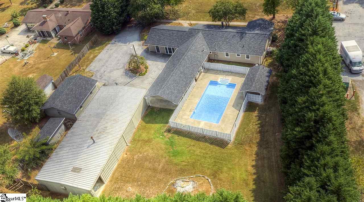 2305 East Lee Road Taylors, SC 29687 - Photo 23 of 27 Drone view