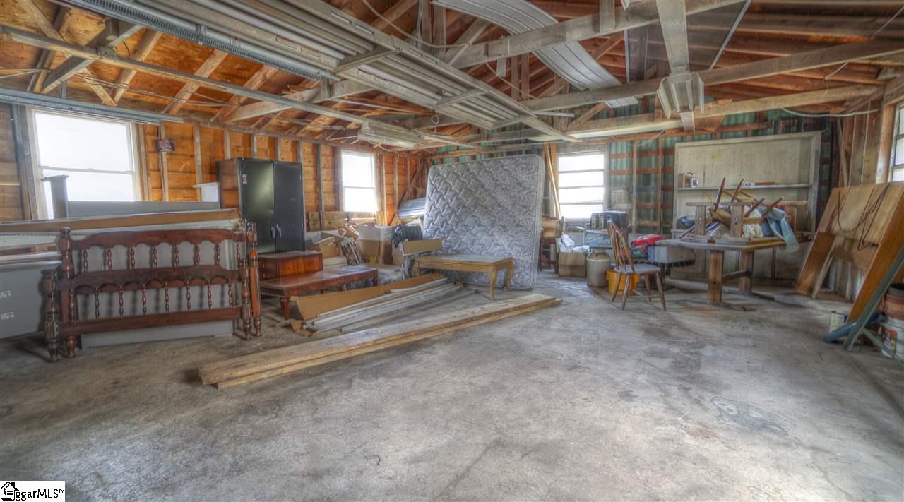 2305 East Lee Road Taylors, SC 29687 - Photo 26 of 27 Interior warehouse views