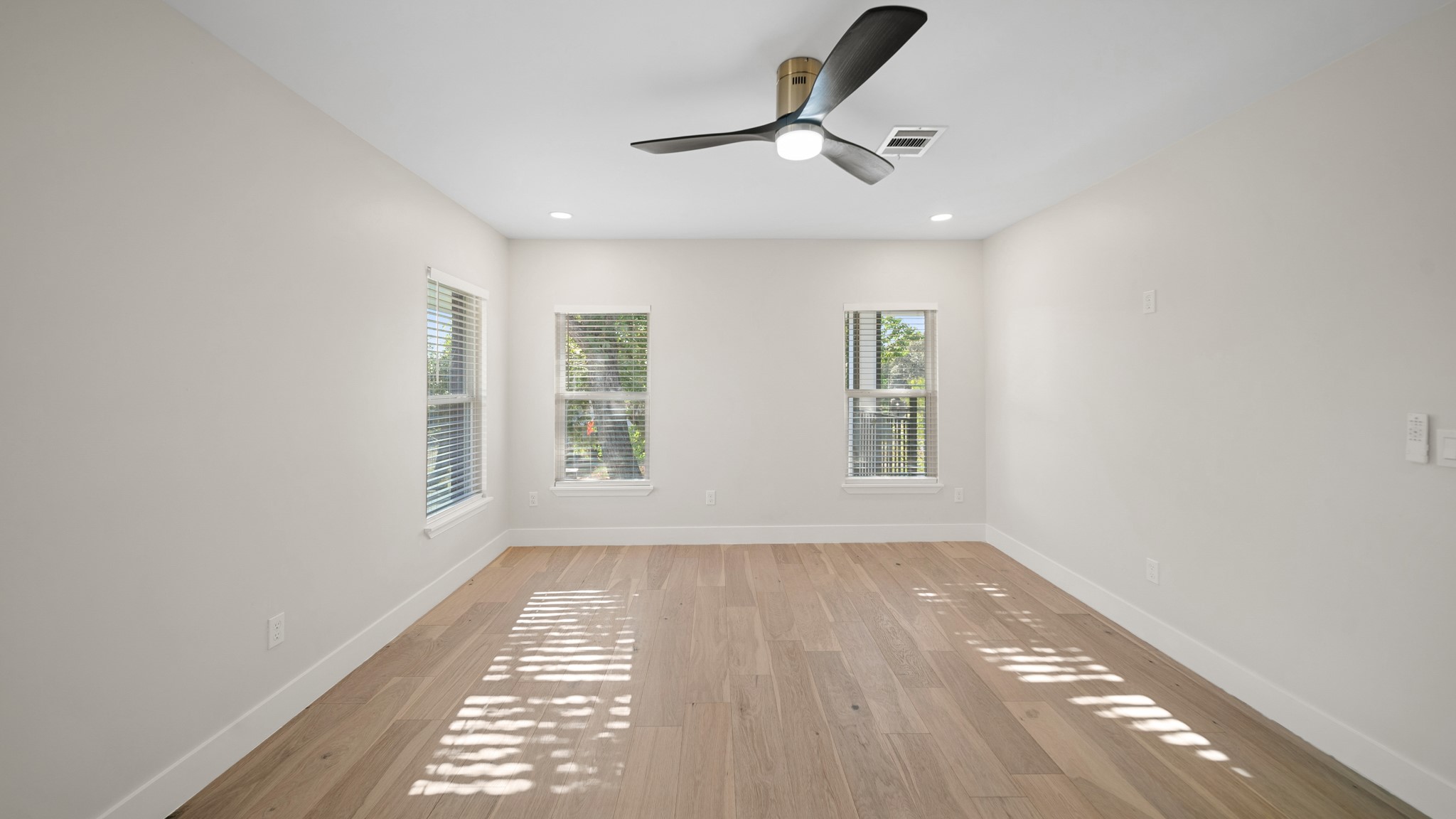 2119 Isabella Street Houston, TX 77004 - Photo 15 of 23 a view of room with window and ceiling fan