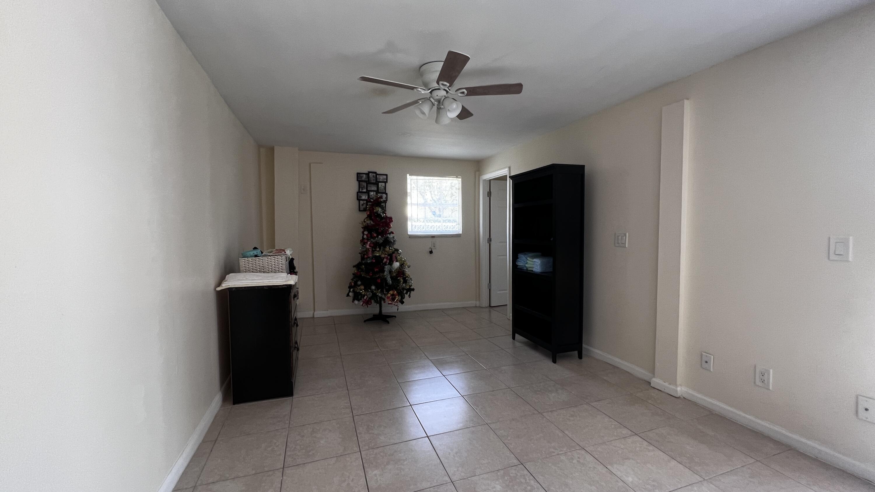 3029 Avenue T Riviera Beach, FL 33404 - Photo 26 of 32 IMG_7253
