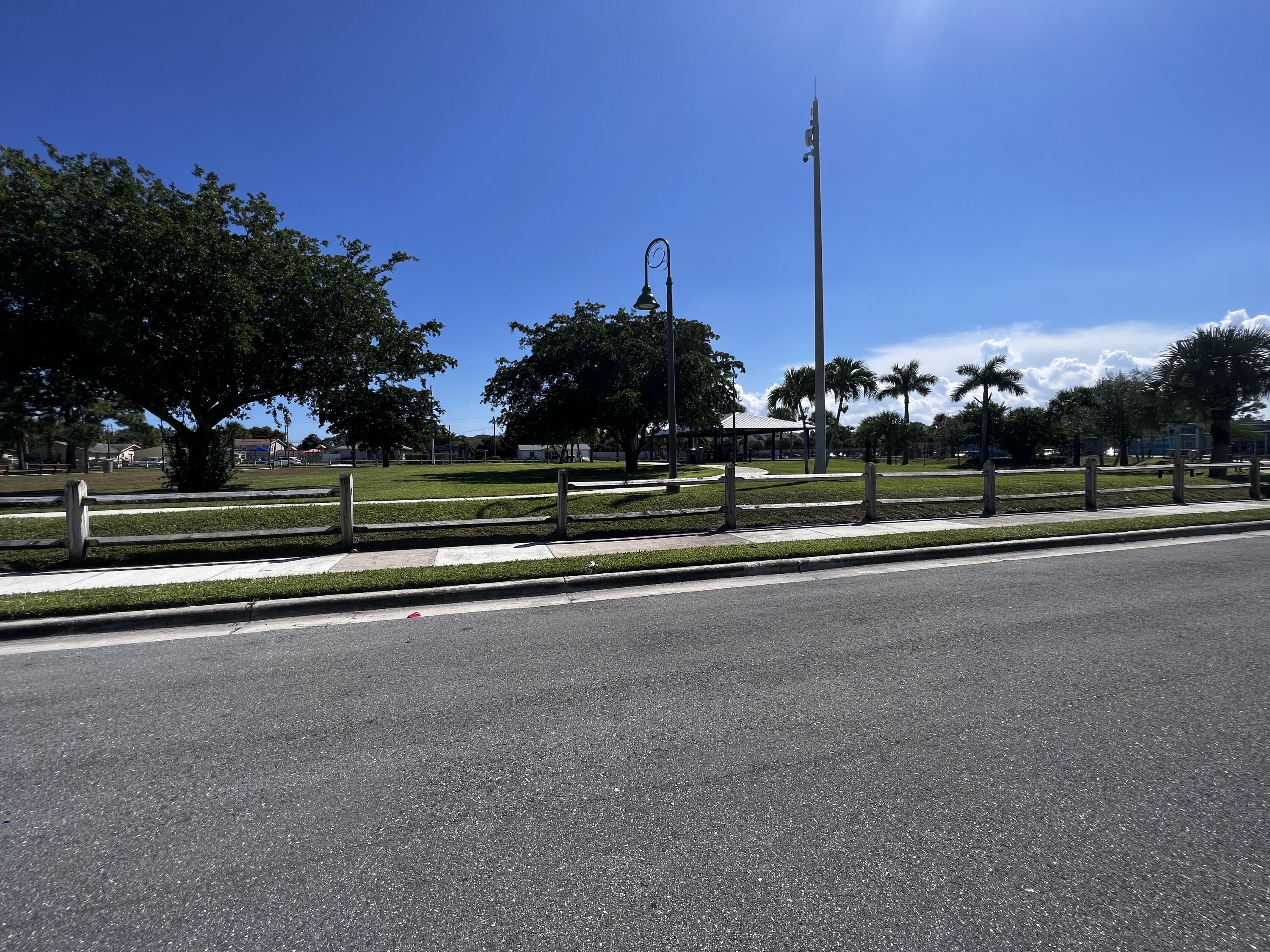 3029 Avenue T Riviera Beach, FL 33404 - Photo 29 of 32 IMG_7256