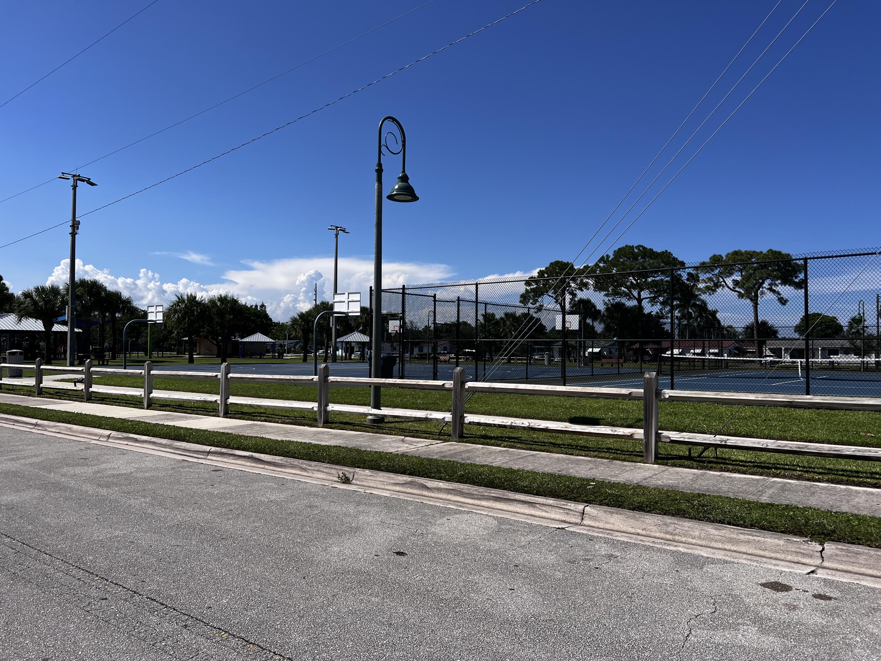 3029 Avenue T Riviera Beach, FL 33404 - Photo 32 of 32 IMG_7261
