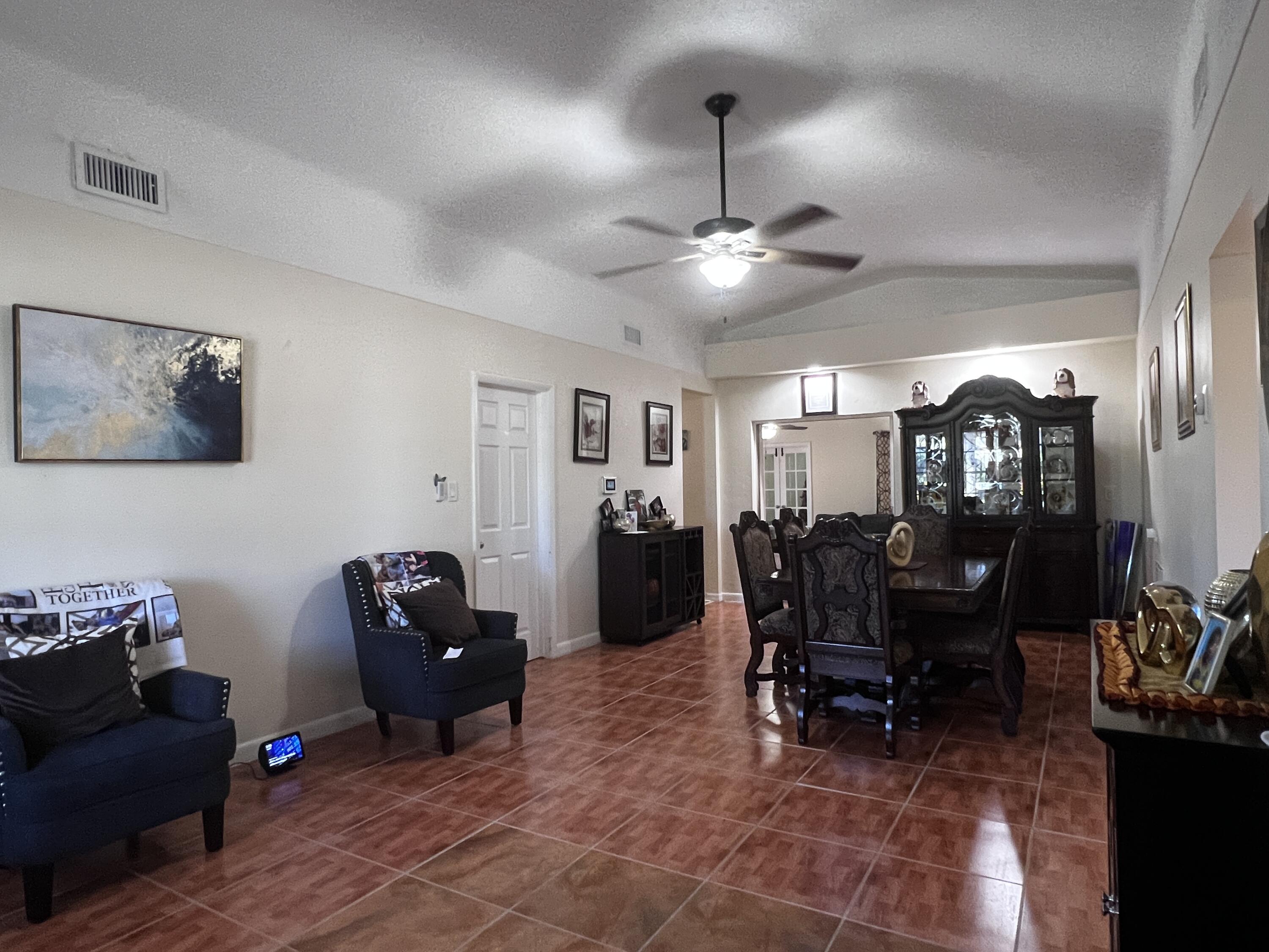 3029 Avenue T Riviera Beach, FL 33404 - Photo 4 of 32 IMG_7218