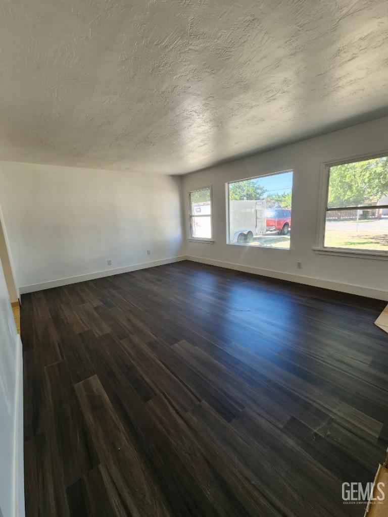 Undisclosed Address Bakersfield, CA 93309 - Photo 4 of 14