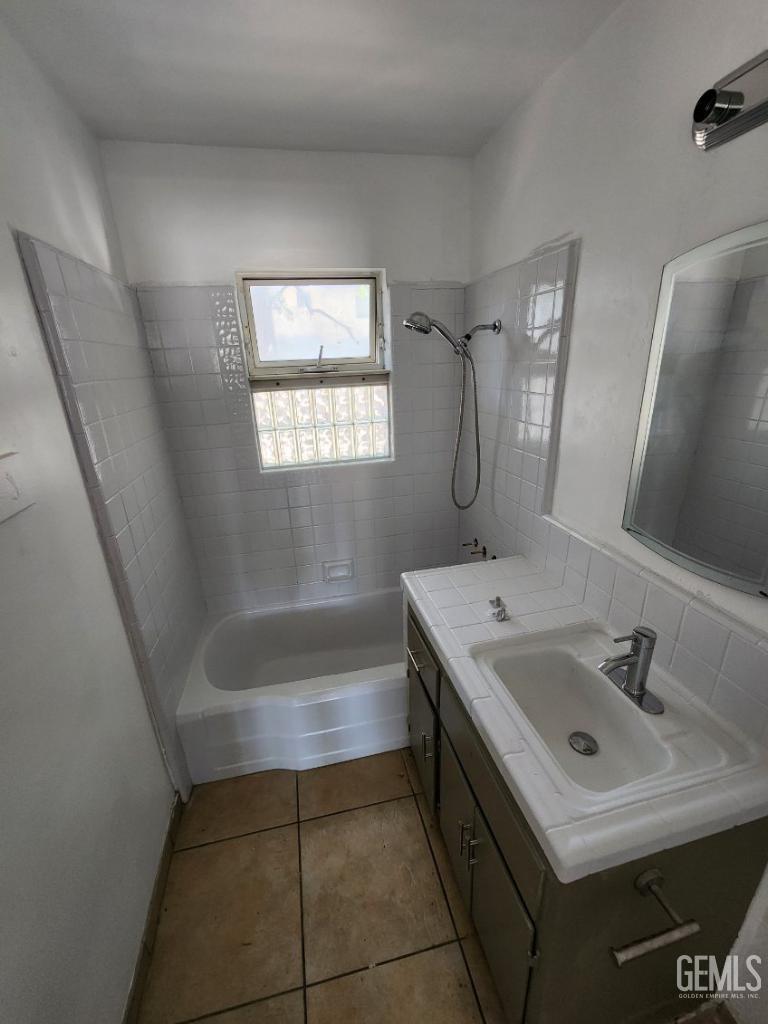 Undisclosed Address Bakersfield, CA 93309 - Photo 8 of 14