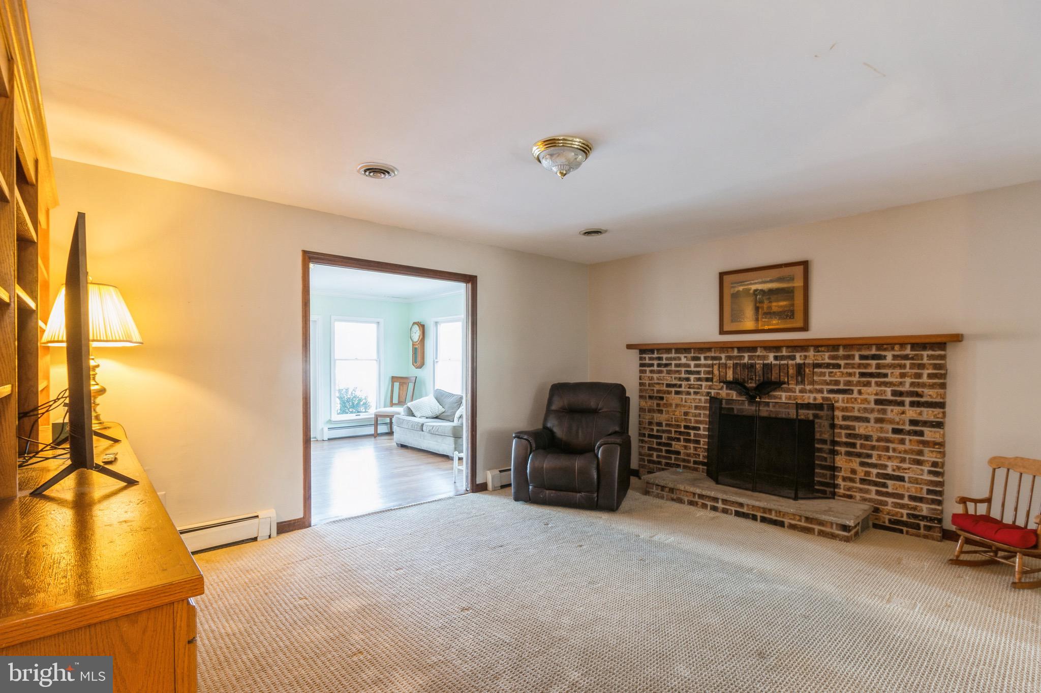 541 Hereford Lane Mickleton, NJ 08056 - Photo 8 of 25 Great Room