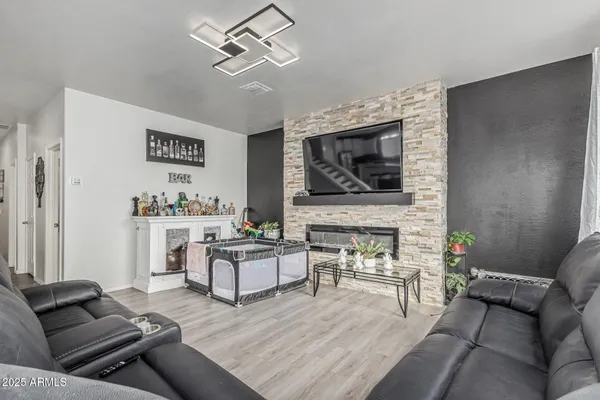 $410,000 | 21561 West Ashleigh Marie Drive, Buckeye, AZ 85326