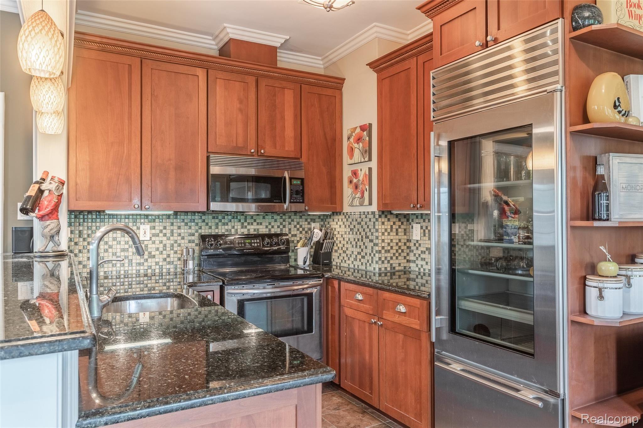 327 Southfield Road, Unit 3BN Birmingham, MI 48009 - Photo 7 of 25 Southfield-15.jpg