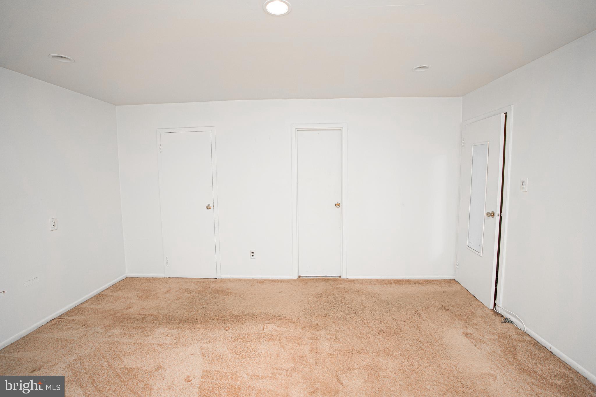 4000 Gypsy Lane, Unit 110C Philadelphia, PA 19129 - Photo 13 of 25 a view of an empty room
