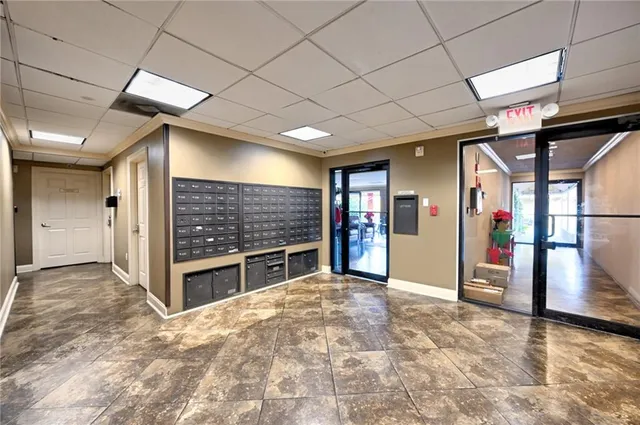 $1,850 | 500 Lake Marina Avenue, Unit 418, New Orleans, LA 70124