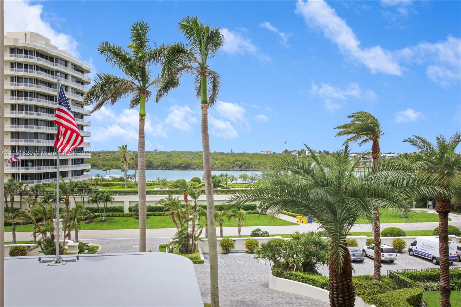 400 South Beach Road, Unit 302 Tequesta, FL 33469 - Photo 1 of 34 Gallery Image 1