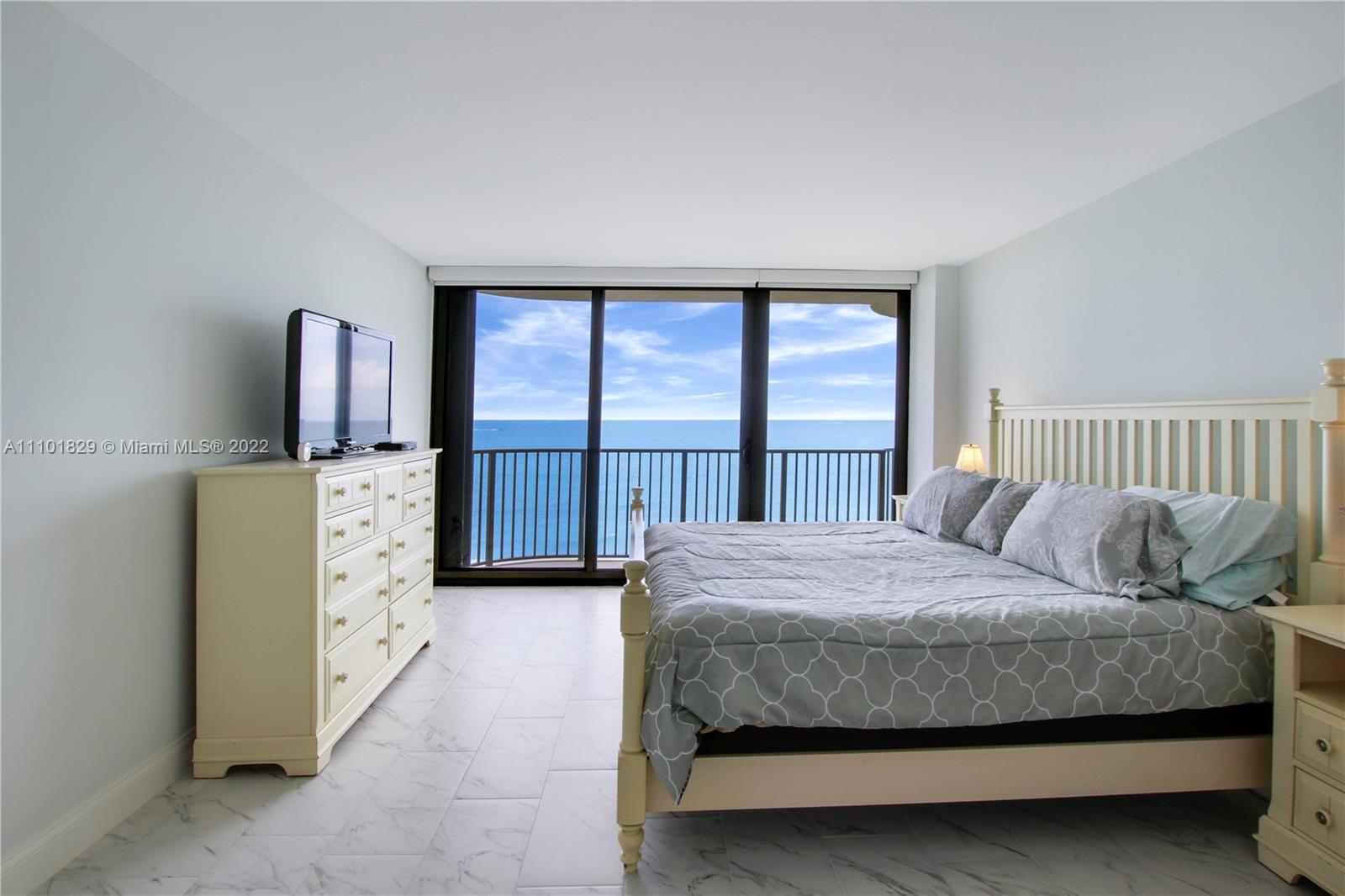 400 South Beach Road, Unit 302 Tequesta, FL 33469 - Photo 12 of 34 Gallery Image 12