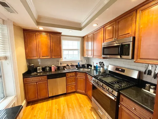 $5,200 | 27-29 Telegraph Street, Unit STREET, Boston, MA 02127