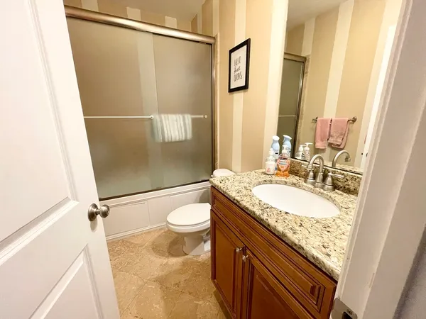 $5,200 | 27-29 Telegraph Street, Unit STREET, Boston, MA 02127