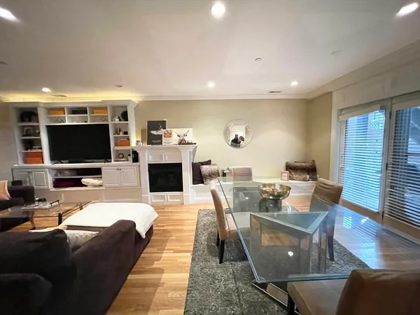 $5,200 | 27-29 Telegraph Street, Unit STREET, Boston, MA 02127