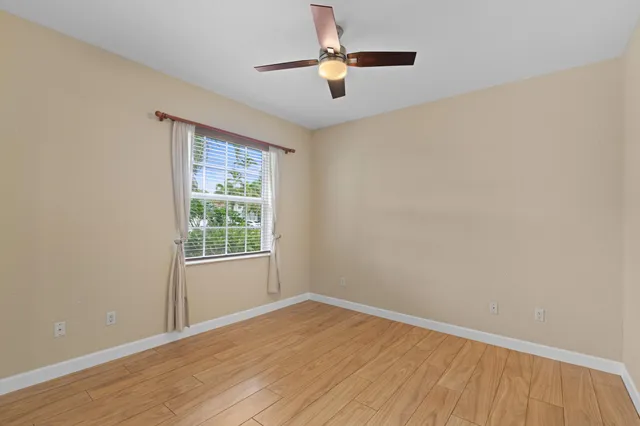 $990,000 | 7348 East Country Club Boulevard, Boca Raton, FL 33487