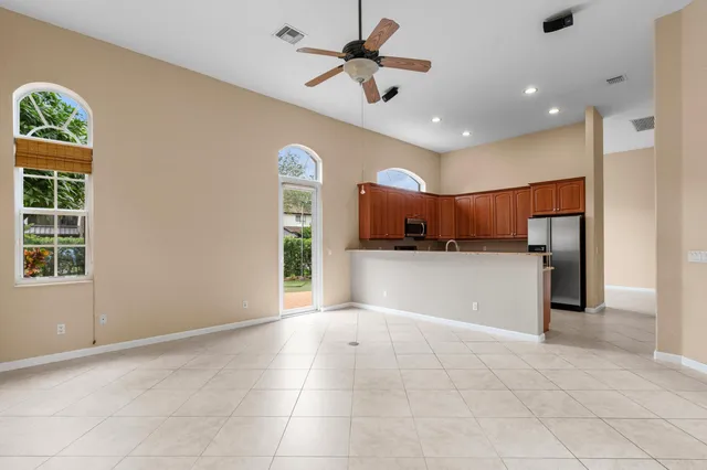 $990,000 | 7348 East Country Club Boulevard, Boca Raton, FL 33487