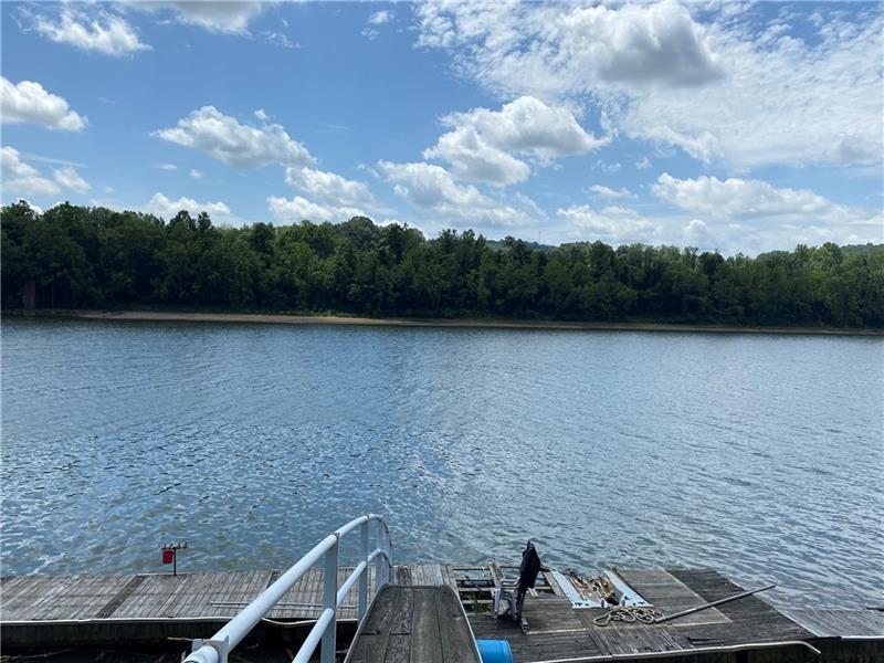 2092 John Street Monongahela, PA 15063 - Photo 3 of 37