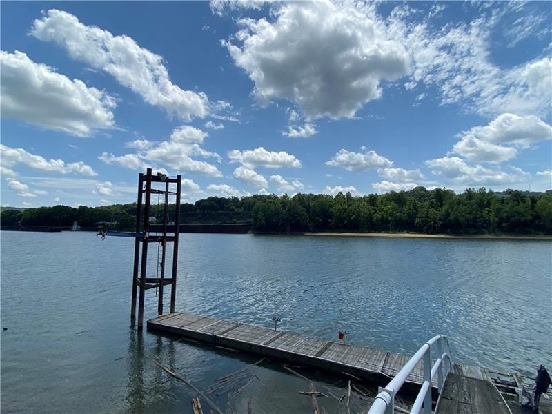 2092 John Street Monongahela, PA 15063 - Photo 5 of 37