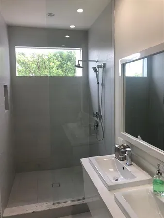 $4,250 | 6326 Northwest 105th Place, Doral, FL 33178