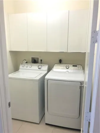 $4,250 | 6326 Northwest 105th Place, Doral, FL 33178
