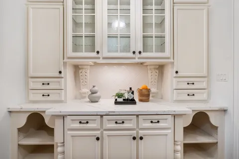 $1,825,000 | 1639 Arlington Street, Houston, TX 77008