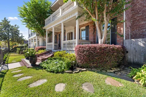 $1,825,000 | 1639 Arlington Street, Houston, TX 77008