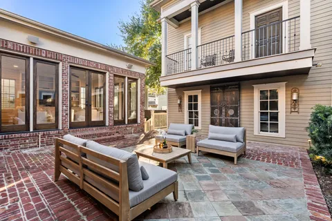 $1,825,000 | 1639 Arlington Street, Houston, TX 77008