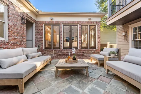 $1,825,000 | 1639 Arlington Street, Houston, TX 77008