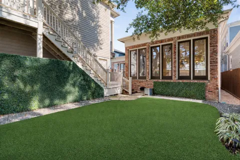 $1,825,000 | 1639 Arlington Street, Houston, TX 77008
